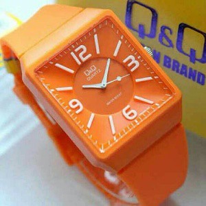 Jam Tangan Wanita QQ Q&Q VR30J Original VR30 Orange