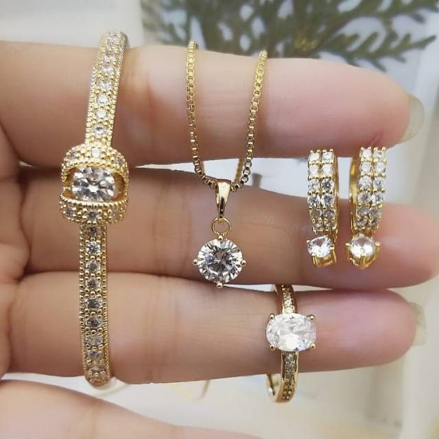 TERLARIS Xuping Set Perhiasan Lapis Gelang Kalung Anting Cincin Gold Berlian Permata Titanium Mewah