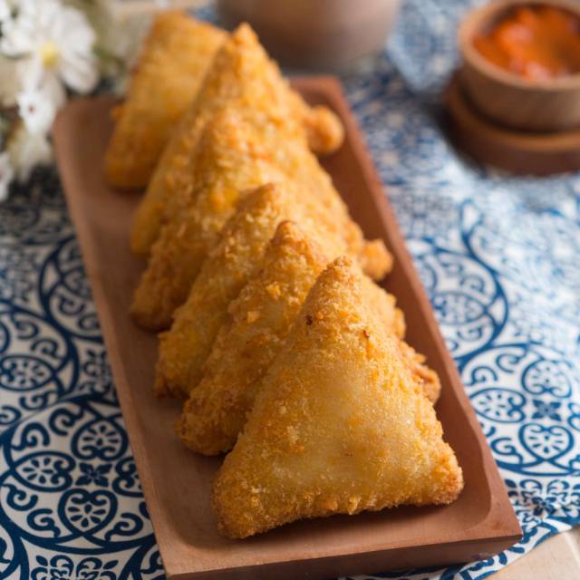 

Risol Rogut Ayam (Isi 6 pcs)