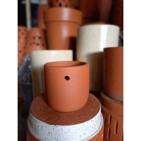 pot gantung kecil teracota