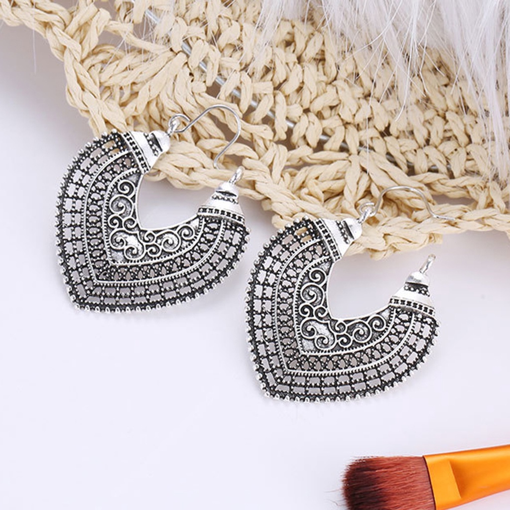 Hu Hu Hu Hu Hu Alat Bantu Pasang Kacamata♡ Anting Liontin Bahan Alloy Gaya Bohemian Untuk Wanita