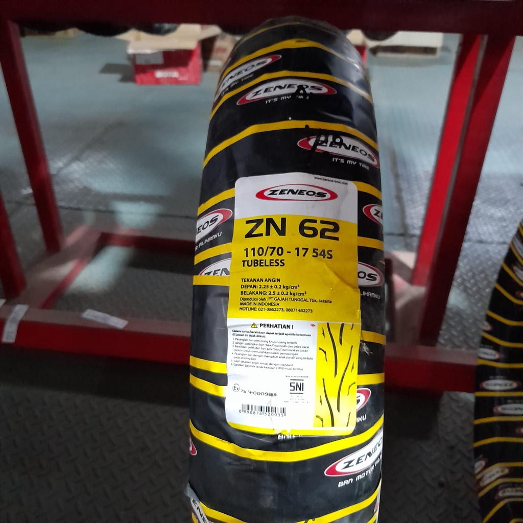 Ban motor sport Zeneos ZN62 110 70 17 tubeless