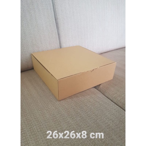 

Kardus Box uk. 26x26x8 cm Kotak Karton Die Cut