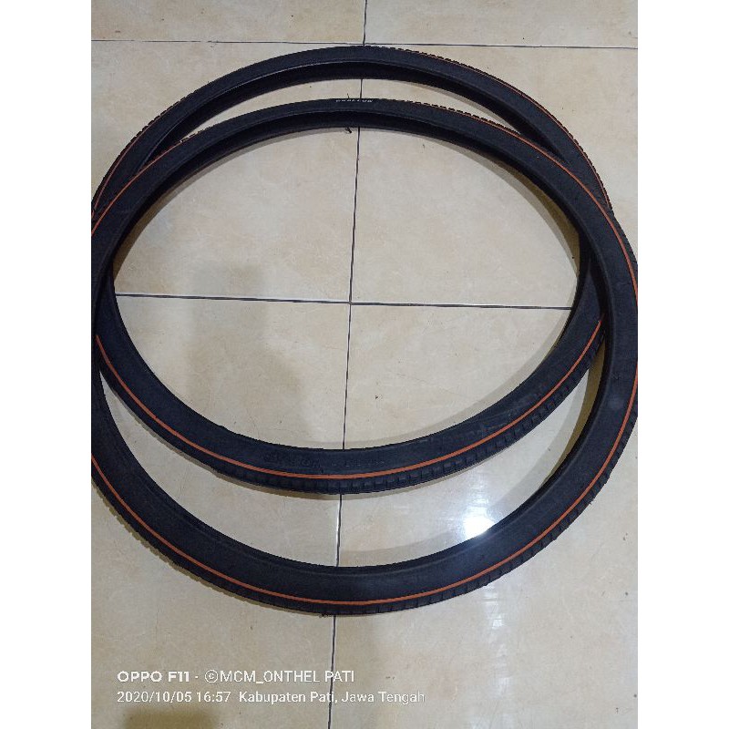 Ban Luar Sepeda Onthel Ukuran 28 Sepasang HITAM - Ban Luar Sepeda Onthel 28x1 1/2 HITAM