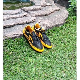 SEPATU BOLA SPECS SPARTA FG