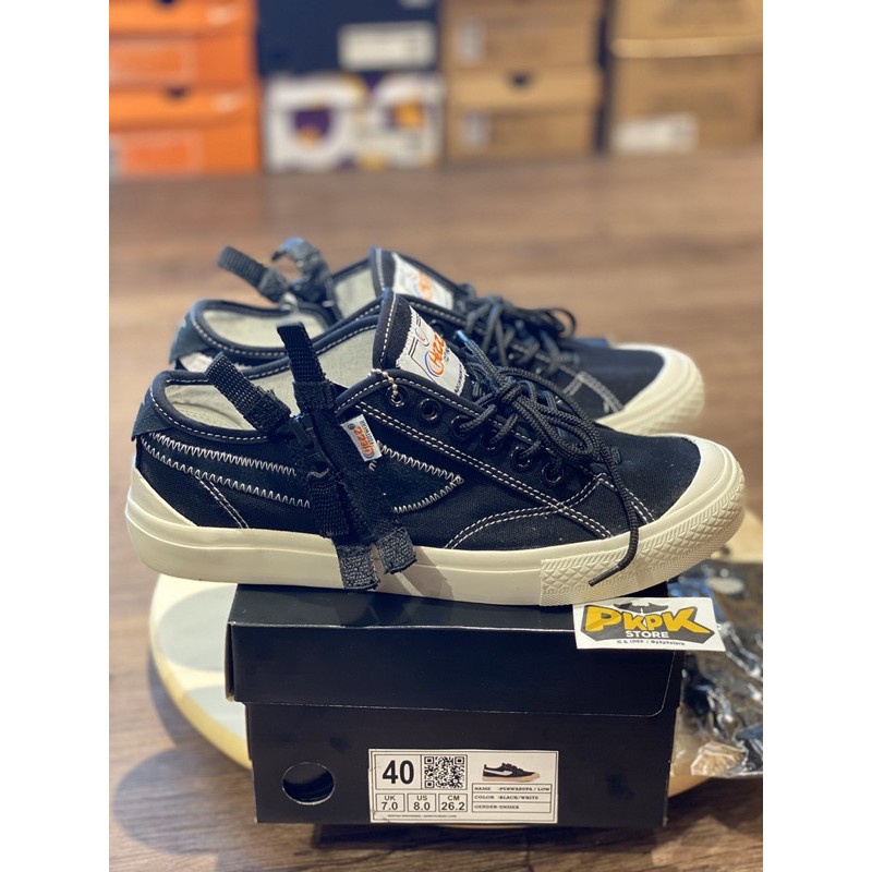 CHEZZ FOOTWEAR PROTO ZORO LOW “ Black white “