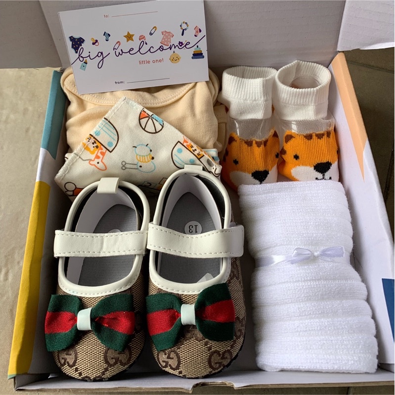 HAMPERS BABY PREMIUM / KADO BAYI NEW BORN / BABY GIFT / HAMPERS BAYI MURAH / kado bayi lahiran-Paket C 8