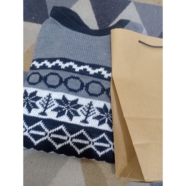 

sweater