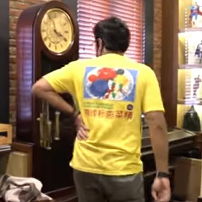 ( BISA COD ) KAOS BAJU UNIK PRIA WANITA SWALLOW PLESETAN ANDRE TAULANY EKSLUSIF [Kode 1|Kode 2|Kode