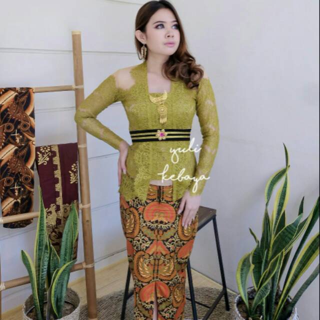 Set Kebaya Bali Modern Modifikasi brokat rangrang,  kebaya murah