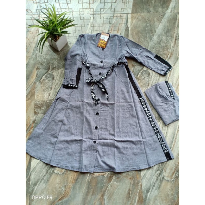 Gamis Anak Dannis size 7 D Monochrome