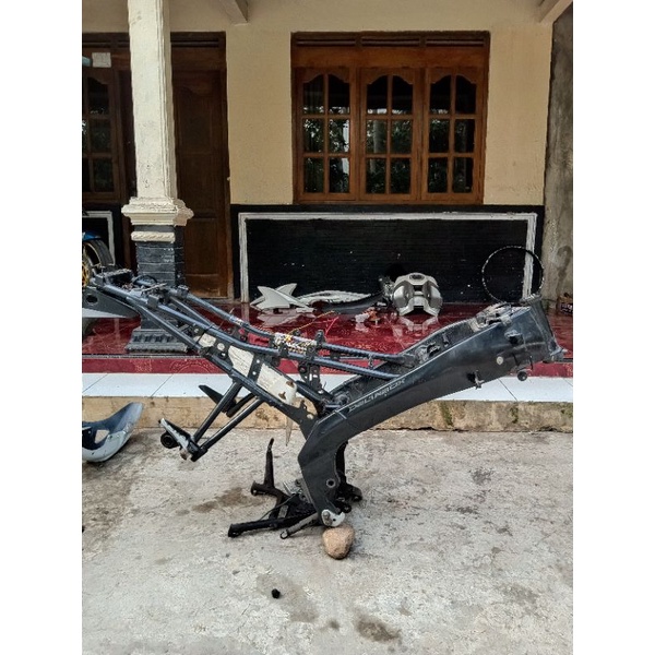 RANGKA/FRAME VIXION NEW