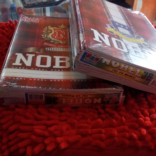 

Buku tulis nobel