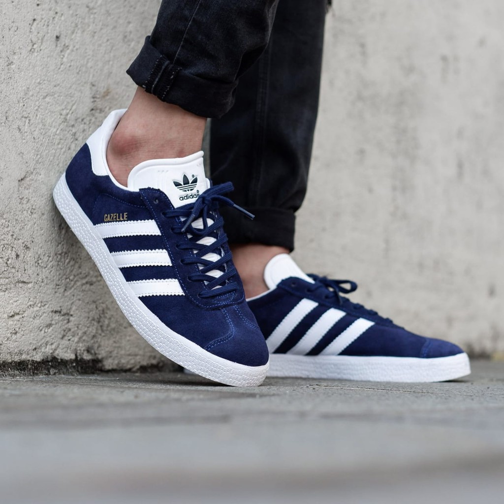  SEPATU  PRIA ADIDAS  GAZELLE  NAVY WHITE SNEAKERS COWOK 