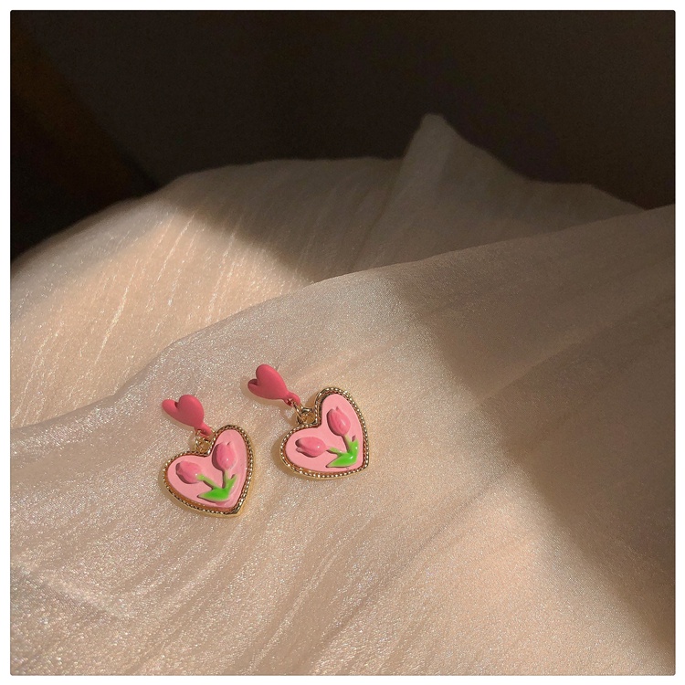 Anting Bentuk Hati Tulip Warna Pink Gaya Retro Korea