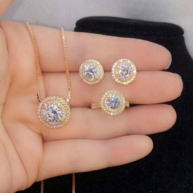 Kalung satu set Gold berlian reflika high quality
