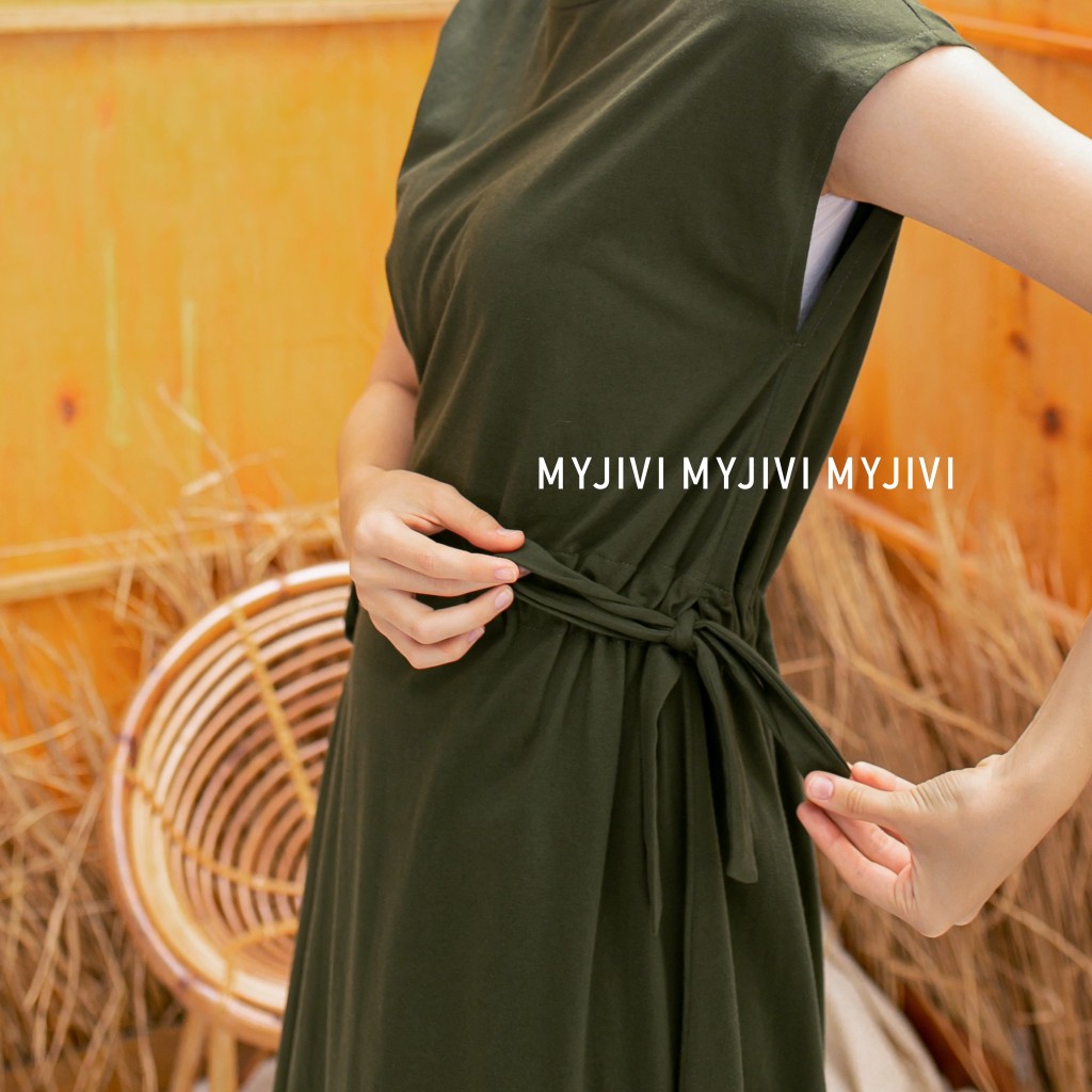 JANI MIDI DRESS BY MYJIVI