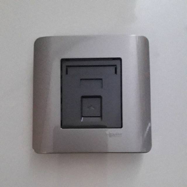 Clipsal Schneider Zencelo Silver Bronze Telephone Socket Line Telepon
