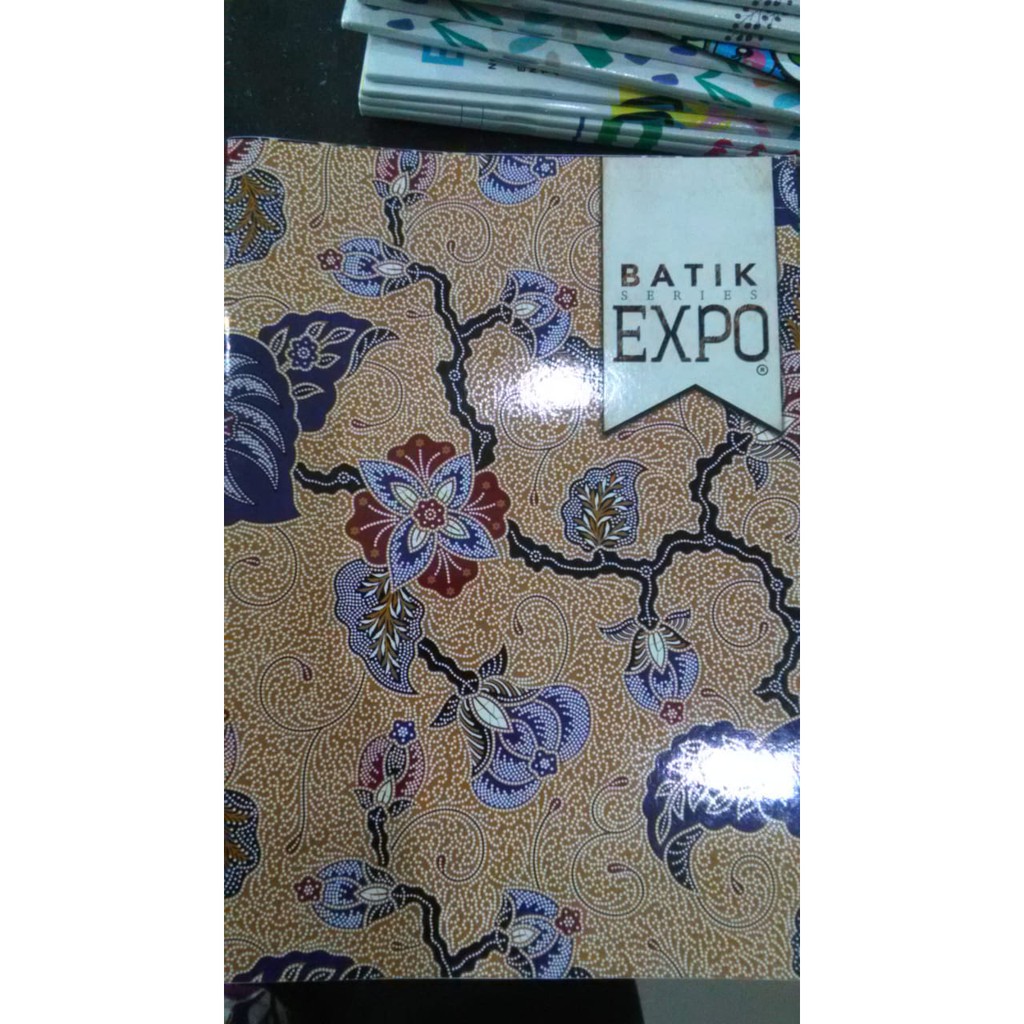 BUKU TULIS BOXY LOCOMOTIF 42 LEMBAR CAMPUS WARNA MOTIF BERGARIS LUSIN ECER GROSIR EXPO NOTEBOOK-Batik 1