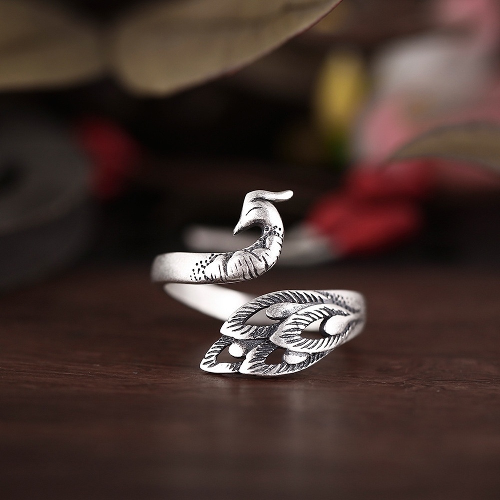 Hu Hu Hu Hu Hu Alat Bantu Pasang Kacamata♡ Cincin Model Terbuka Desain Ukiran Merak Warna Silver Gaya Vintage Untuk Wanita