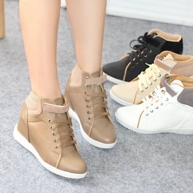 Sepatu boots wedges bsr 07