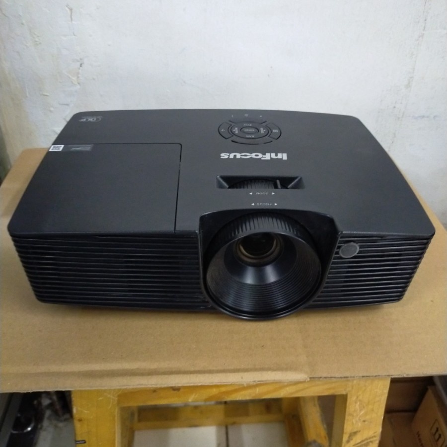 Proyektor INFOCUS IN-114XA (Second)