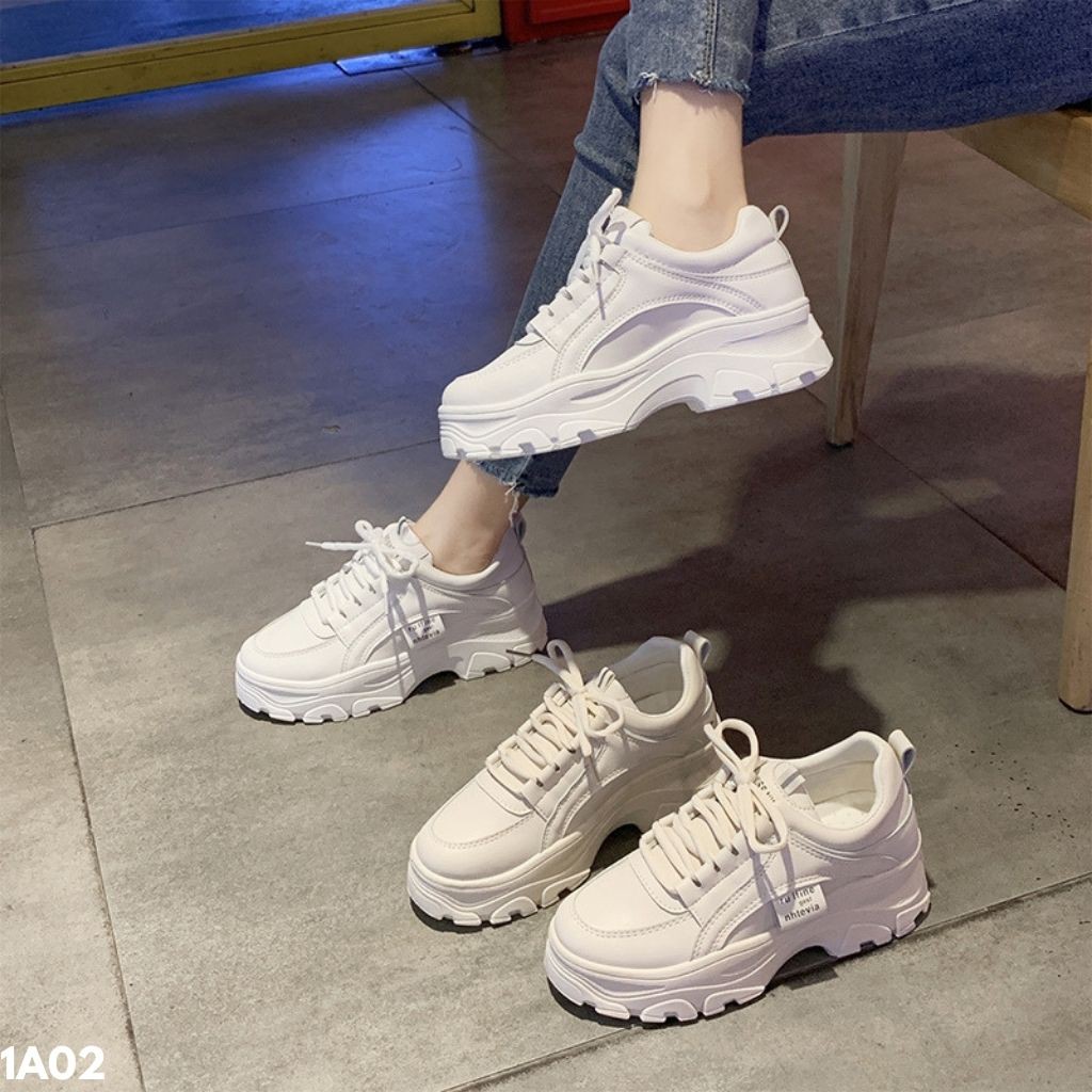 SEPATU SNEAKERS KEREN CANTIK BANGET NYAMAN DI PAKAI KUALITAS IMPORT FASHION BATAM 1A02 TERBARU