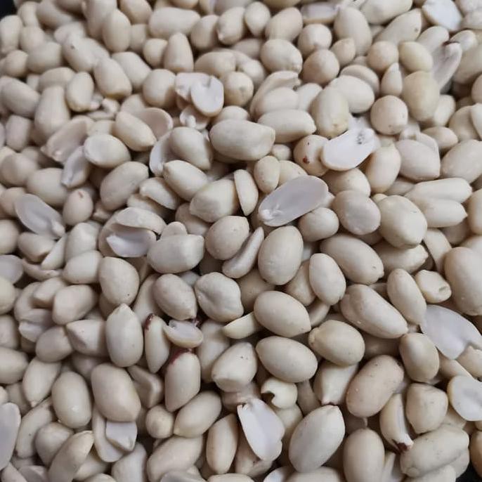 

Big Sale Kacang Tanah Kupas Mentah 41/51 Berat 1kg / 1000gr Promo Awal tahun