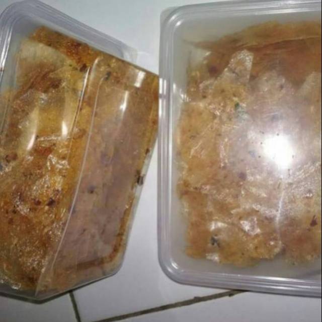 

Keripik kaca bok, kirca dengan beberapa varian rasa yang nikmat bagi pencinta pedas