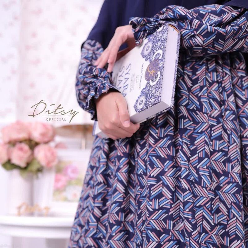 Ditsy Nightgown Adara Mid night Midnight Size L Edisi Juli July 2022 Daster Homedress Cantik Dress