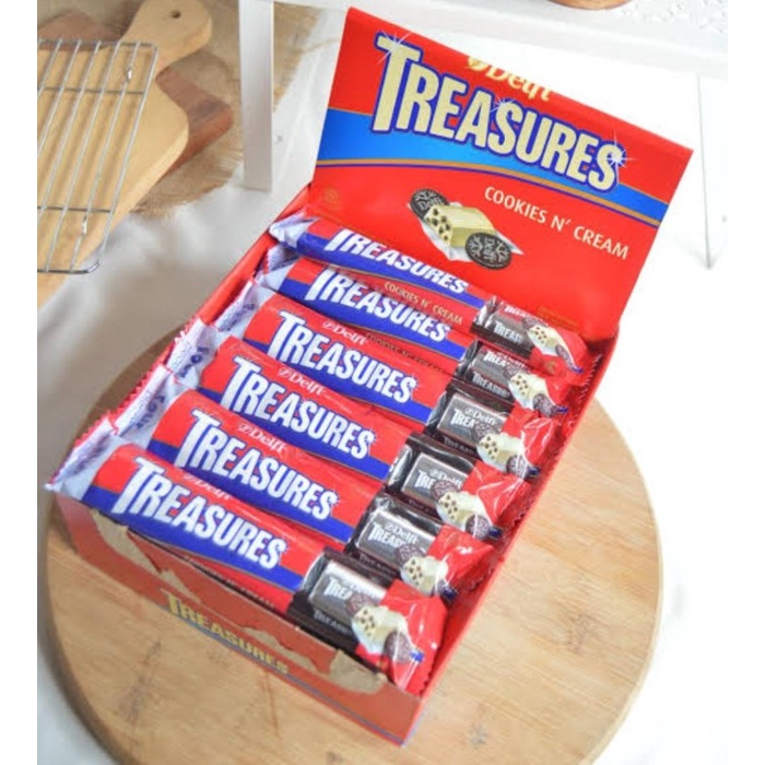 

DELFI TREASURES WHITE COOKIES 1 BOX / COKLAT DELFI ASLI