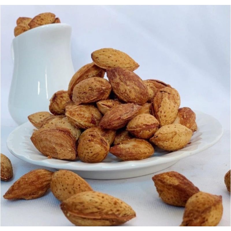 kacang almond panggang 500gr / almond roasted original