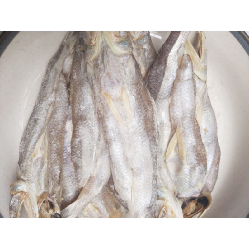 

IKAN ASIN POSO, GURIH & ENAK - 1KG