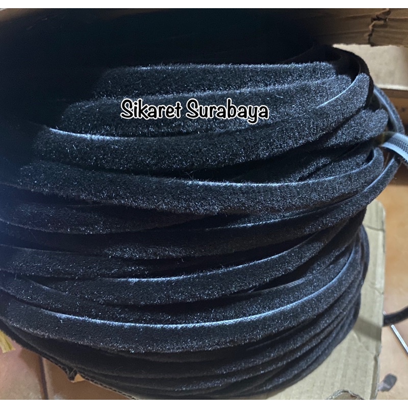 Karet Mohair/ Karet Lis Pintu/ Karet Pelipit Kaca Plat Moulding Colt T120