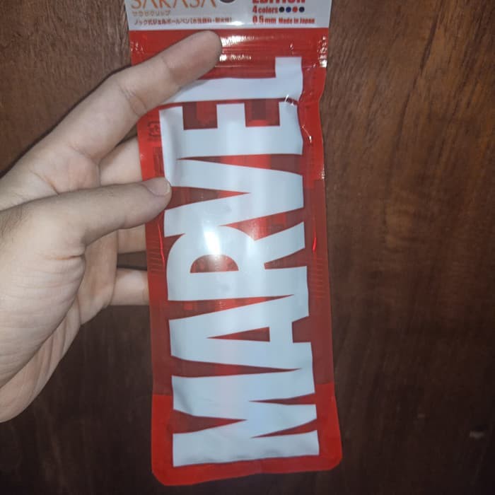 

Unik Zebra Sarasa Marvel Heroes Limited Edition (set) Orisinil