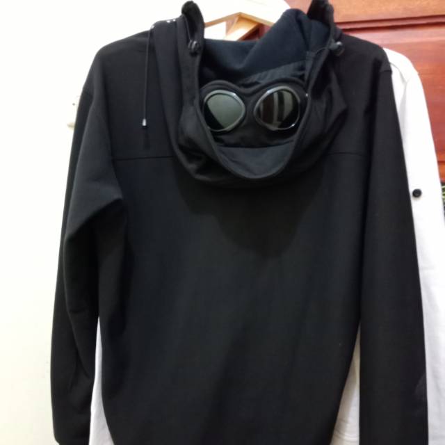 CP COMPANY SOFTSHELL