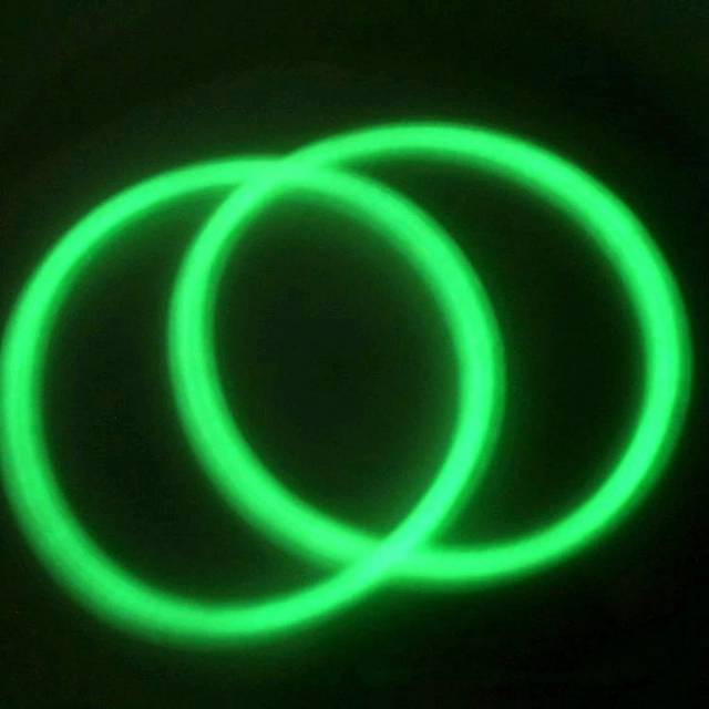 Gelang Tangan Karet Unik Glow in the Dark Gelang Bercahaya isi 5pcs Random-1