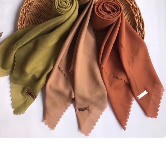 ☺ Hijab Voal SegiEmpat Sahara by Marlene ✼