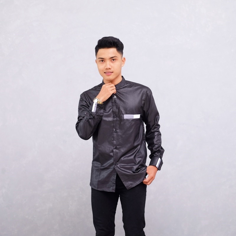 Baju Koko Pria Lengan Panjang Polos Motif Bhaskara Warna Hitam Premium Kombinasi List Putih Abu