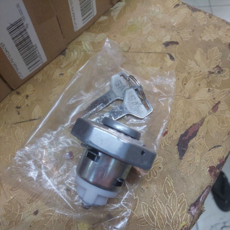 Tutup Tangki solar canter Ps 110 Type original