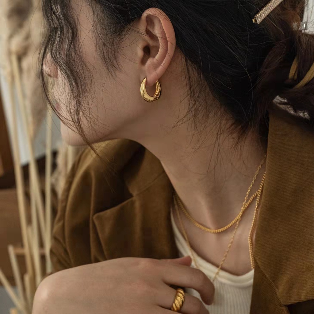 2022 Anting Hoop Bahan Metal Gaya Korea Klasik Untuk Wanita