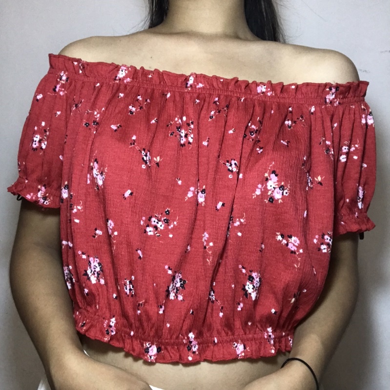 preloved baju sabrina crop top merk  H&M original