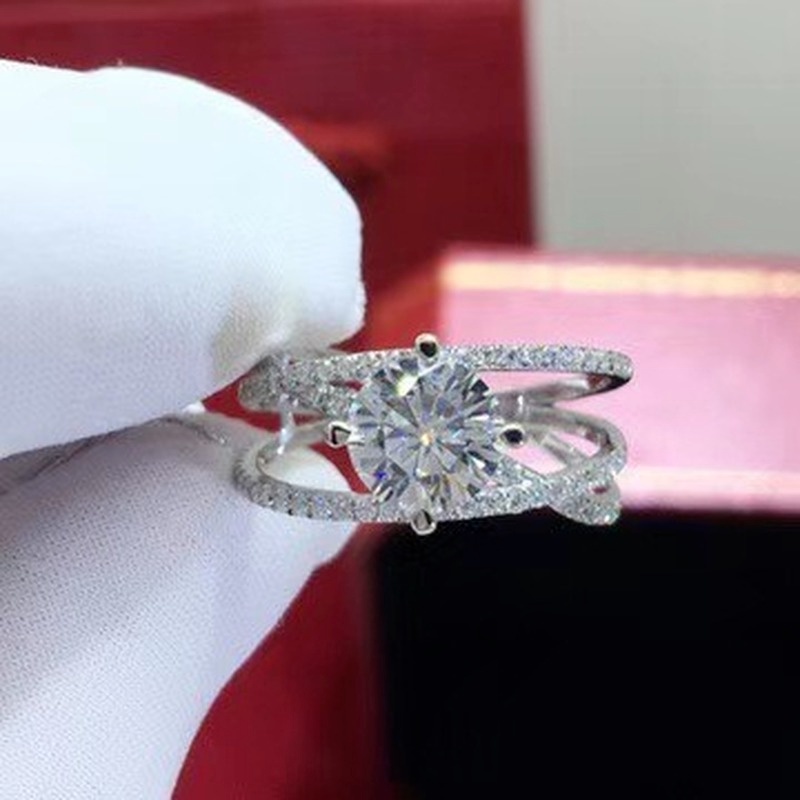 Fashion Inlaid Diamond Ring Plated Pt950 Ring