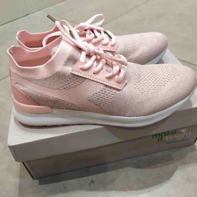 Sepatu diadora Leranzo (woman's)
