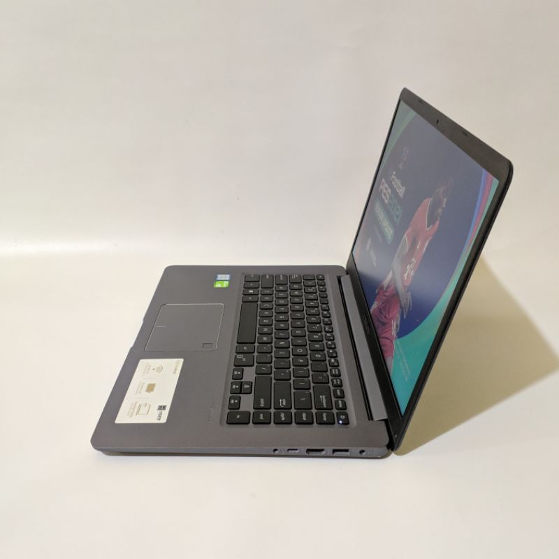 laptop ultrabook gaming/editing 15.6 inc Asus vivobook s15 X510UQR - core i5 Gen8 8core - Dual vga Nvidia GeForce 940MX