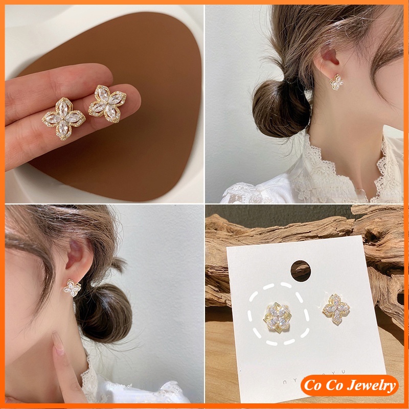 Korea New S925 Four-leaf Clover Exquisite Small Earrings Female Summer INS Trend Niche Design Rotatable Temperament Fashion Accessories Jewelry Gifts