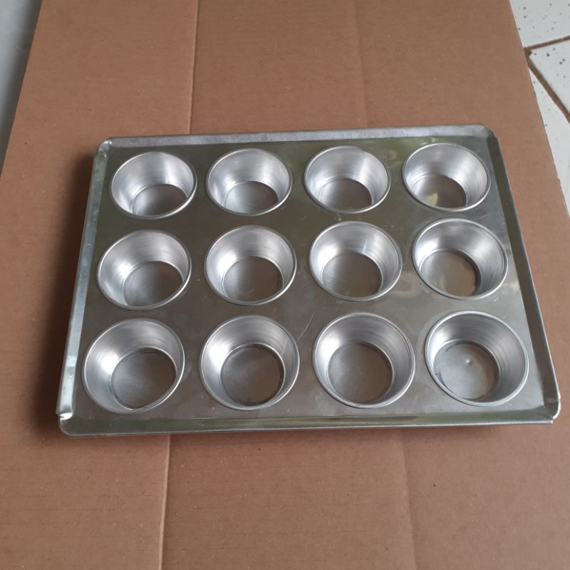 

cetakan bulu mufin cup cake lubang 12