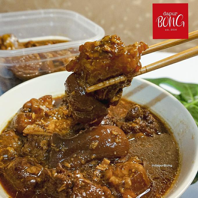 

Sale Cu Kiok / Kaki Babi Kecap / Kaki Babi 500 Gram (Frozen) Khas Pontianak