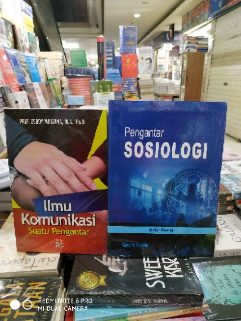 Promo buku ilmu komunikasi suatu pengantar dan pengantar sosiologi-3