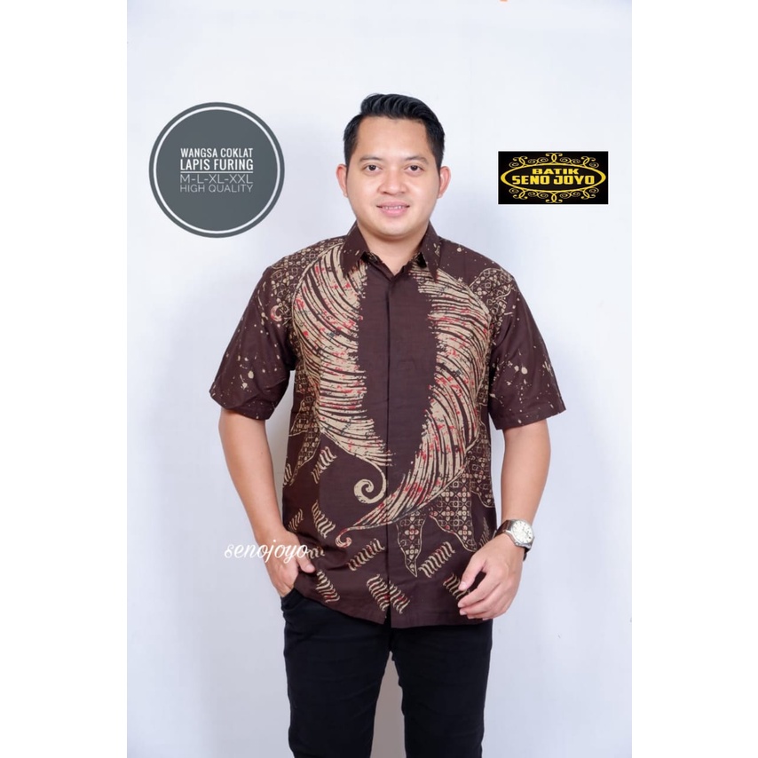 WANGSA COKLAT SENOJOYO KEMEJA BATIK PRIA SOLO LENGAN PENDEK LAPIS FURING ATASAN PREMIUM MODERN PEKSI GUMELAR KEMBANG NOGO PEKSI KATRESNAN INDRALAYA PEKSI SEMULUR KUNTALA JAYA DIPA ROJO GURDO PEKSI ABANG PEKSI KEMBAR PEKSI TRUNTUM BRIYANTARA WANGSA COKLAT